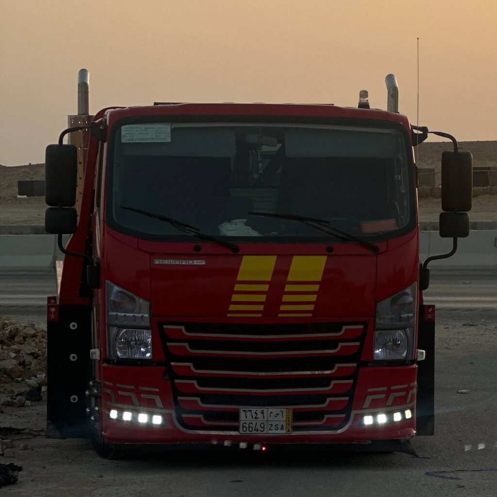 سطحه التخصصي سحب سيارات طريق التخصصي
